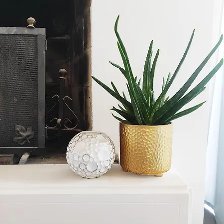 New Cosy With Private Parking Apartment *
