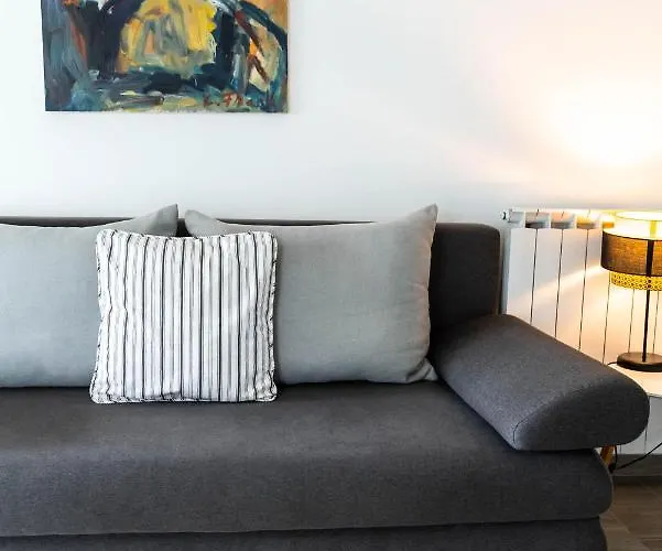 New Cosy With Private Parking Appartement *